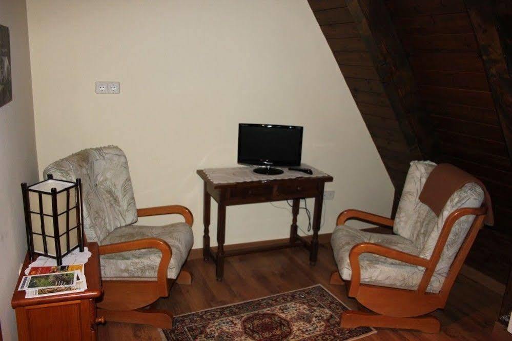 Hostal Aiguamog Саларду Екстер'єр фото